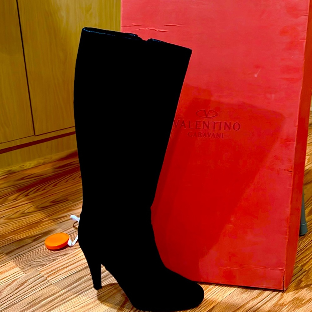 Valentino black suede boots hardly worn size 8 1/2
